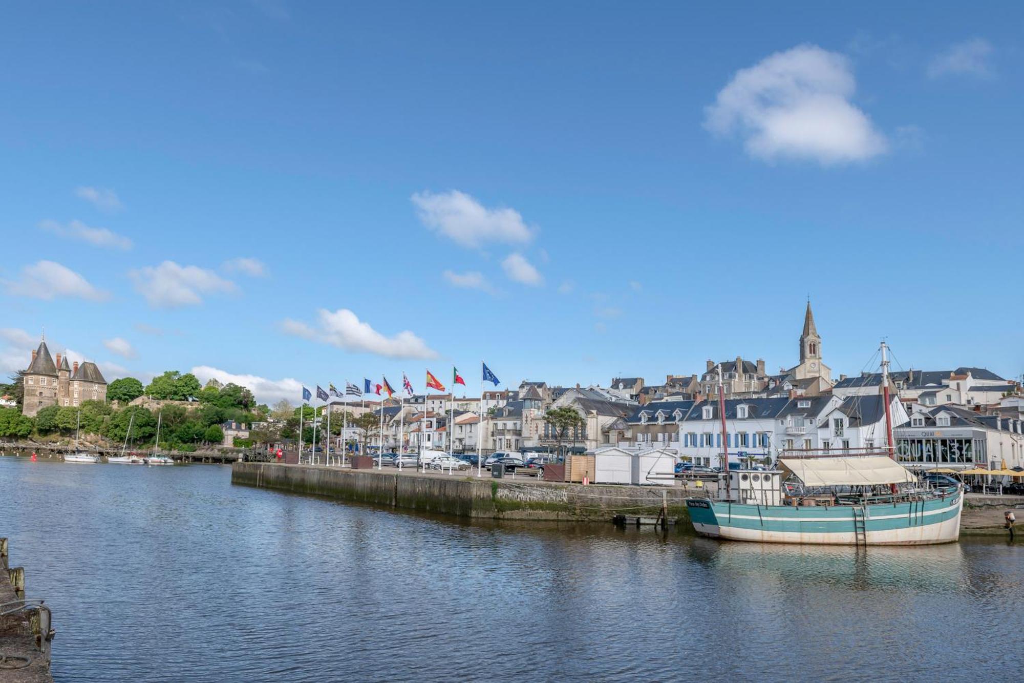 Sur Le Quai De Pornic, Appartement Pour 4 ภายนอก รูปภาพ